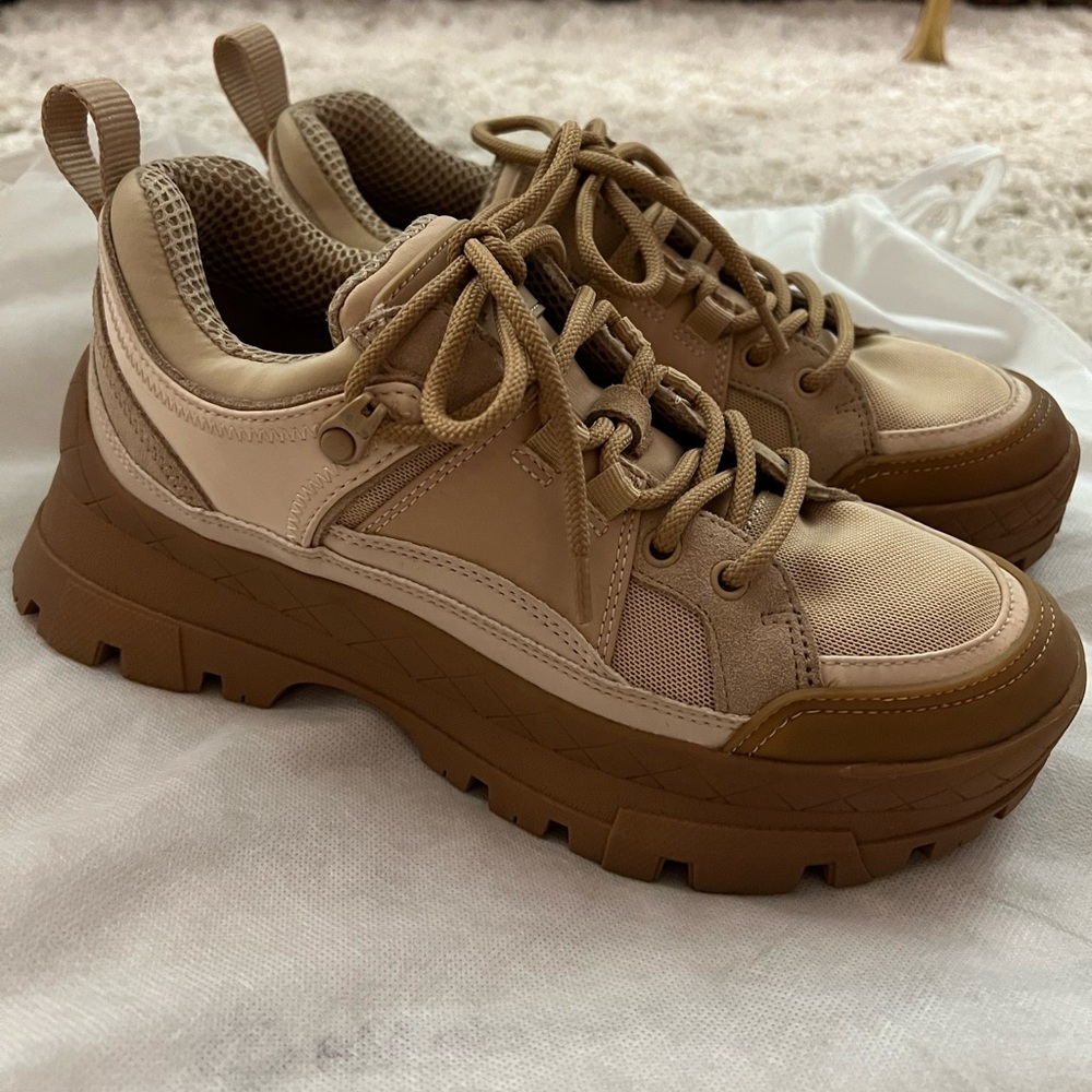 Zara Platform Hiking Shoes 38
